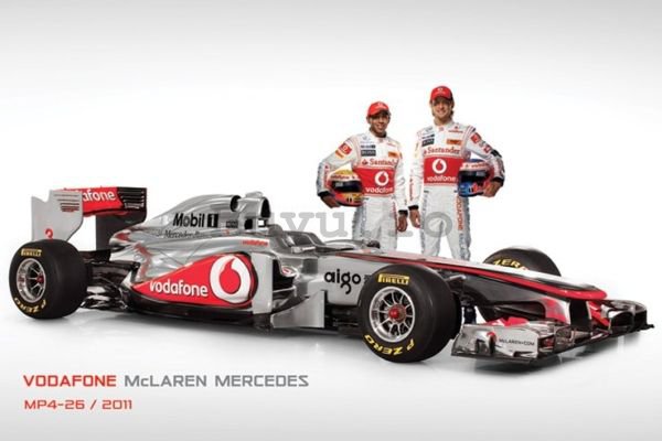 Poster – Vodafone McLaren Mercedes MP4-26 (2)
