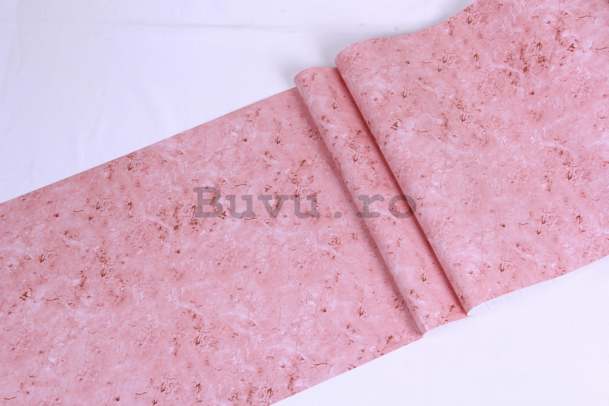 Tapet autoadeziv pe perete marmură roz 45cm x 3m